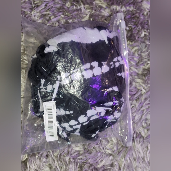 Plus Size Bikini Swimwear - Picture 7 of 8